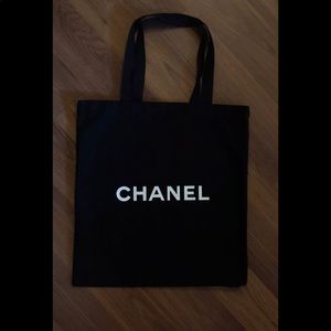 Chanel tote bag